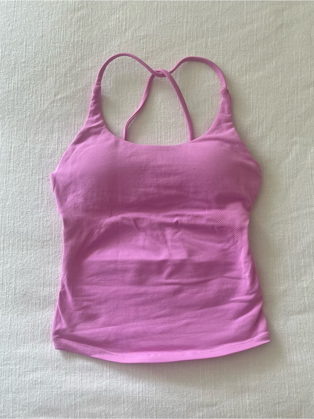 Dynamic Twist Back Top